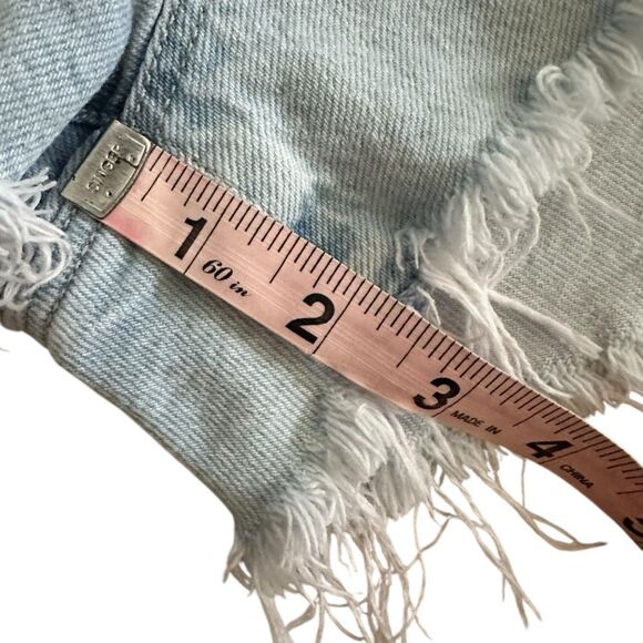 Mavi ~ Women’s Rosie Denim Cutoff Shorts ~ size 25 / 5 ~ distressing throughout - Picture 10 of 13